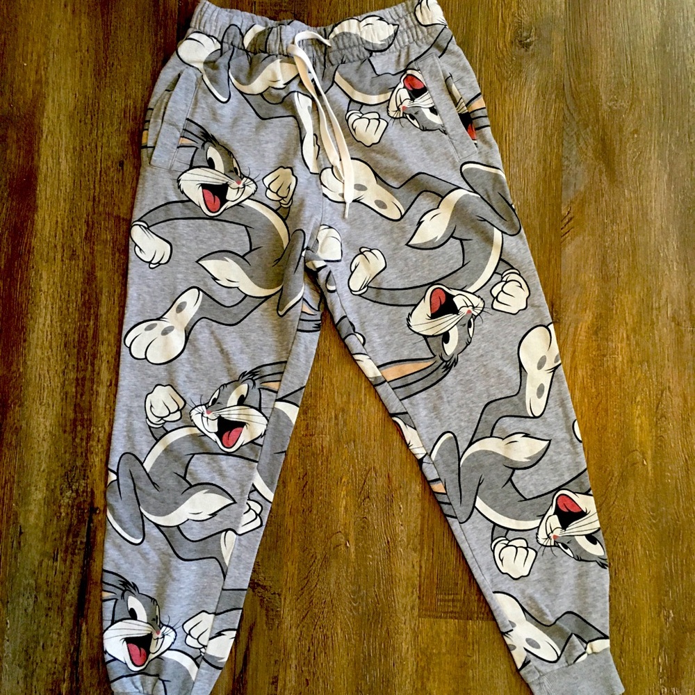 Men’s Grey Bugs Bunny Joggers Size Medium